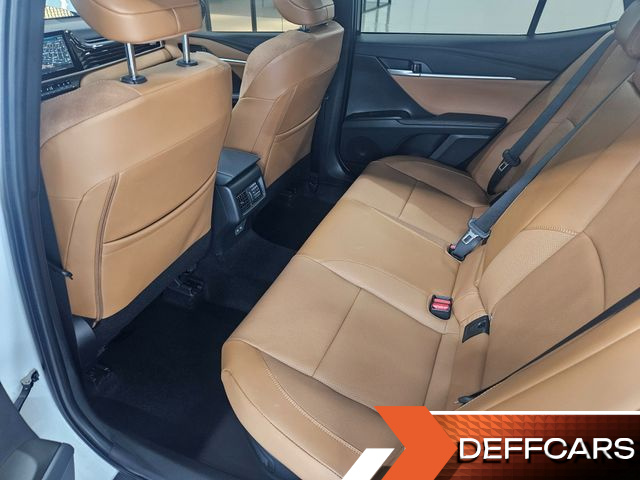 Toyota CAMRY 2.5 XLE Hybrid купить на сайте DeffCars