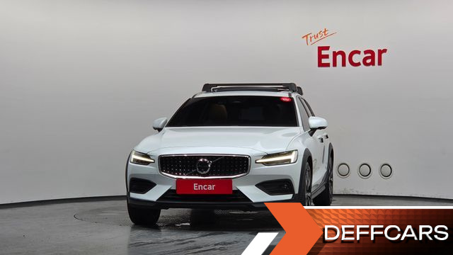 Volvo V60 B5 Ultra AWD купить на сайте DeffCars