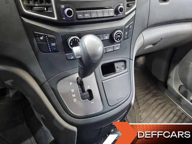 Hyundai STAREX Wagon 12-Seater Smart купить на сайте DeffCars