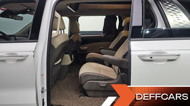 Kia CARNIVAL Gasoline 9-Seater Hi Limousine Signature купить на сайте DeffCars
