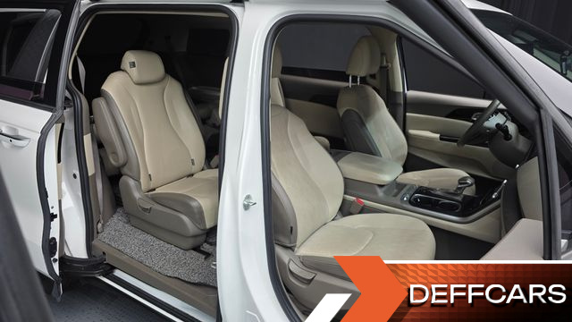 Kia CARNIVAL 9-Seater Prestige купить на сайте DeffCars