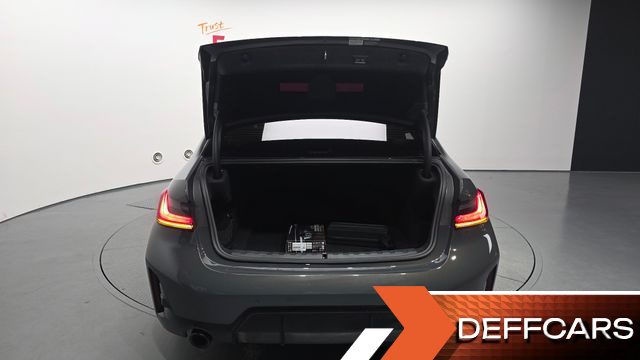 BMW 3-SERIES 320i M Sport купить на сайте DeffCars
