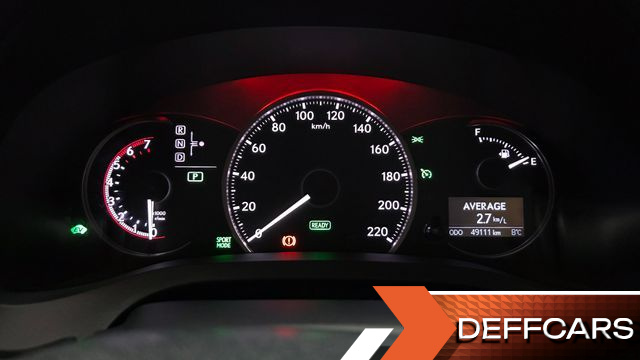 Lexus CT200H 1.8 Supreme ZWA10 купить на сайте DeffCars