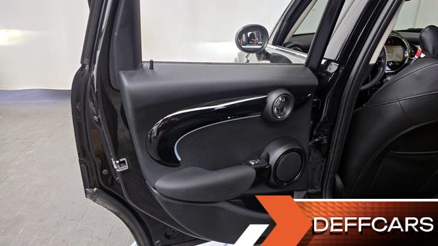 Mini COOPER 5Door Classic Third Generation купить на сайте DeffCars