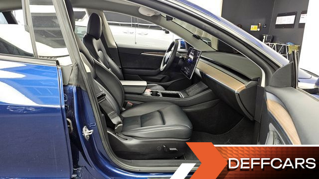 Tesla MODEL 3 Long Range AWD купить на сайте DeffCars