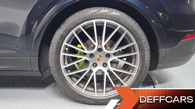 Porsche CAYENNE 3.0 купить на сайте DeffCars