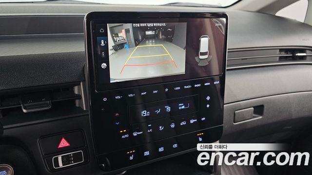 Hyundai STARIA L3.5 Cargo 5-Seater Modern купить на сайте DeffCars
