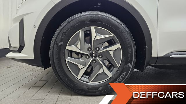 Kia SORENTO HEV 1.6 2WD Signature купить на сайте DeffCars