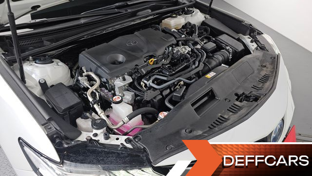Toyota CAMRY 2.5 XLE Hybrid купить на сайте DeffCars
