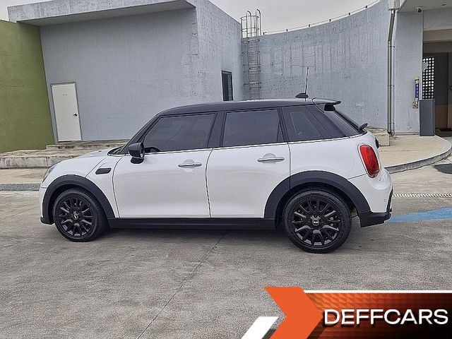 Mini COOPER Classic Third Generation купить на сайте DeffCars