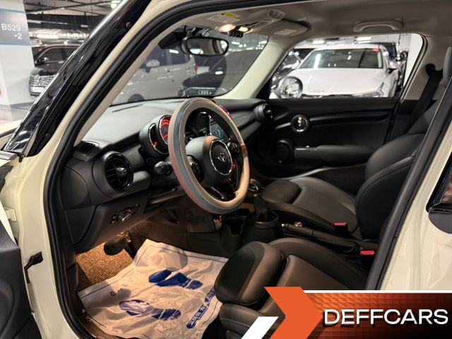 Mini COOPER 5Door Standard 3rd купить на сайте DeffCars
