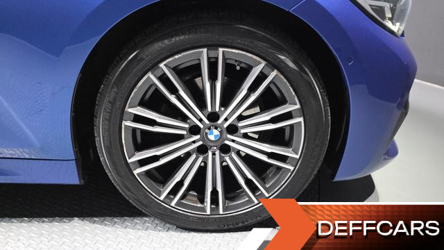 BMW 3-SERIES 320i M Sport купить на сайте DeffCars