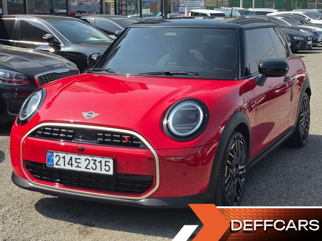 Mini COOPER Favoured купить на сайте DeffCars