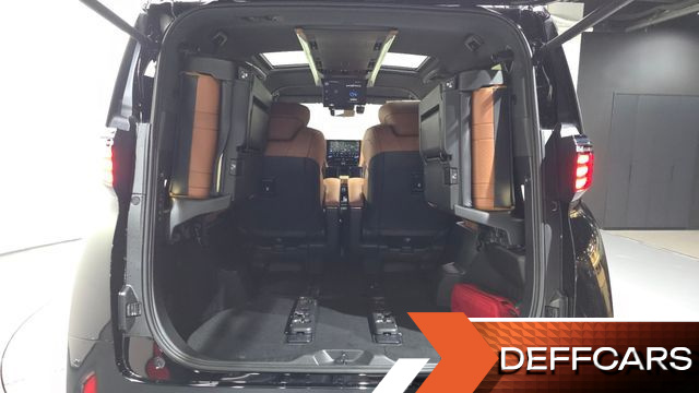 Toyota ALPHARD 2.5 HEV Executive AWD купить на сайте DeffCars
