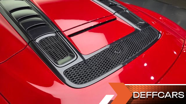 Audi R8 5.2 V10 Spyder купить на сайте DeffCars