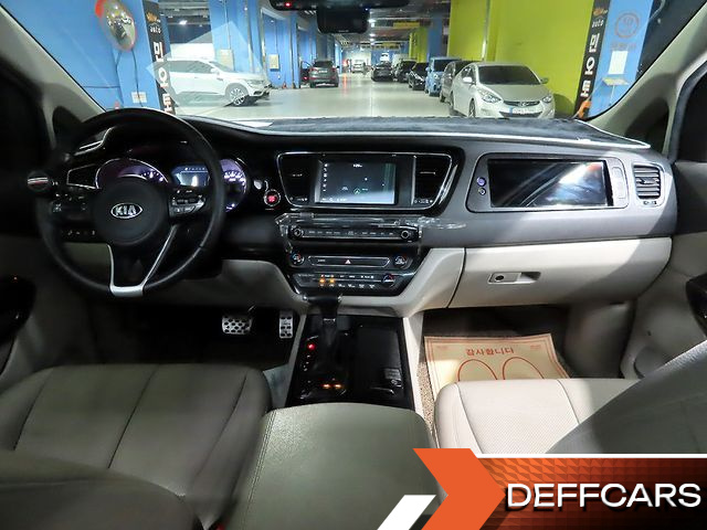Kia CARNIVAL 9-seater Noblesse купить на сайте DeffCars