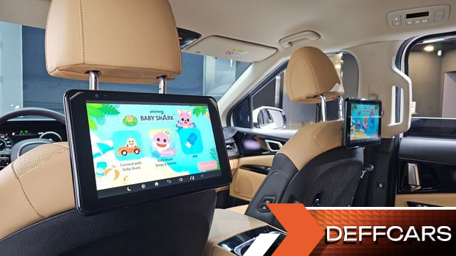 Kia CARNIVAL 9-Seater Signature купить на сайте DeffCars