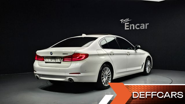 BMW 5-SERIES 520i Luxury купить на сайте DeffCars