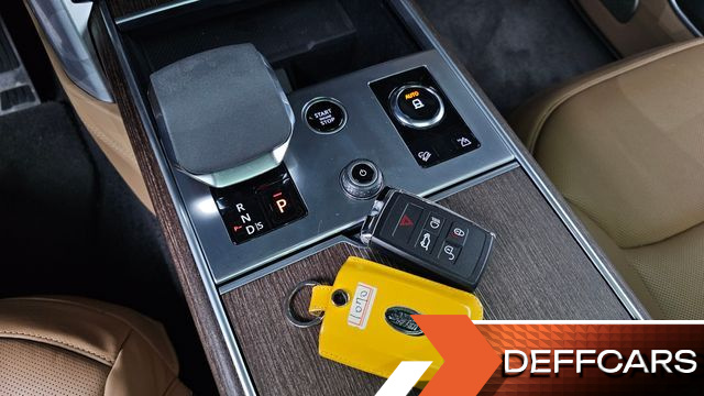 Land Rover RANGE ROVER P530 Autobiography Long Wheel Base купить на сайте DeffCars