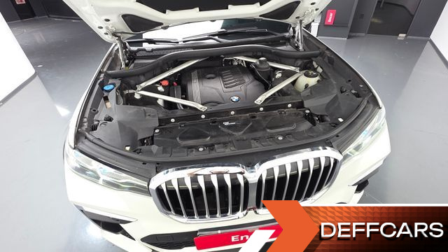 BMW X7 xDrive 40i M Sport 6STR купить на сайте DeffCars