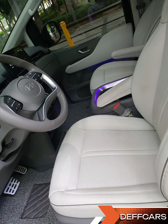 Hyundai STARIA Lounge 7-Seater Inspiration купить на сайте DeffCars