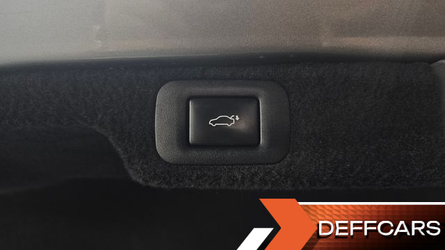 Lexus LS 3.5 Luxury AWD купить на сайте DeffCars