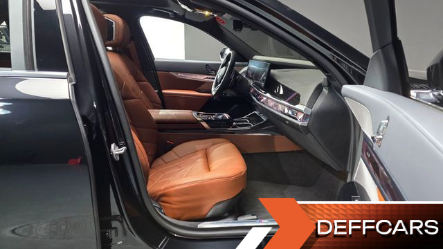 BMW 7-SERIES 740i xDrive M Sport купить на сайте DeffCars