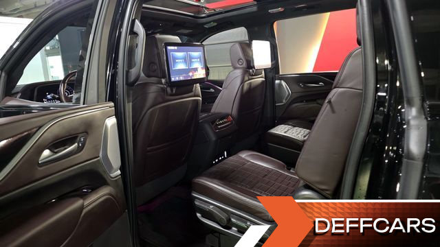 Cadillac ESCALADE 6.2 ESV ESV Sports Platinum купить на сайте DeffCars