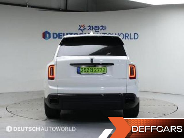 Rolls-Royce CULLINAN 6.7 V12 Black Badge купить на сайте DeffCars