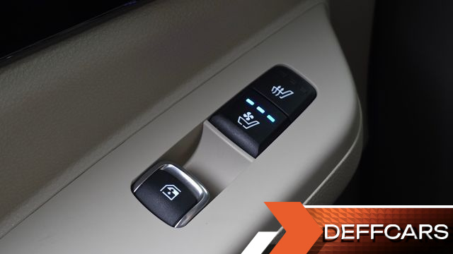 Kia CARNIVAL HEV 9-Seater Hi-Limousine Signature купить на сайте DeffCars