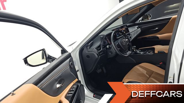Lexus ES Luxury Plus купить на сайте DeffCars