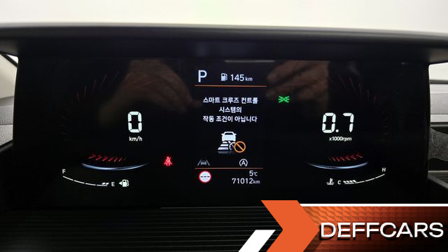 Hyundai STARIA 4WD Tourer 9-Seater Modern купить на сайте DeffCars