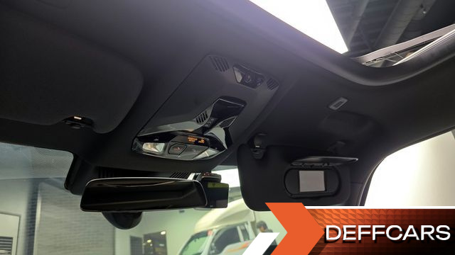 Mini COOPER 5 Door Favoured купить на сайте DeffCars