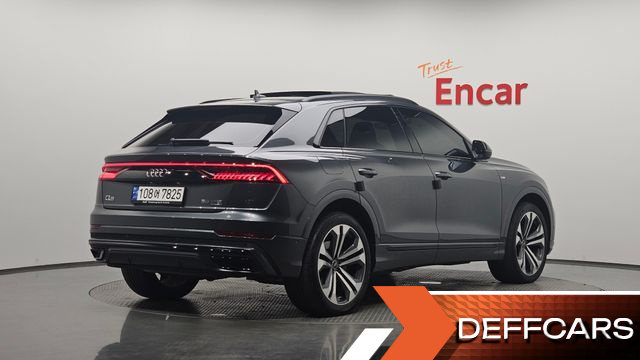 Audi Q8 55 TFSI Quattro Premium купить на сайте DeffCars