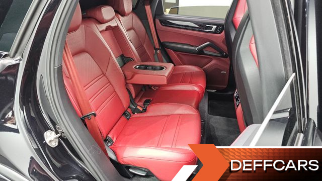 Porsche CAYENNE 3.0 купить на сайте DeffCars