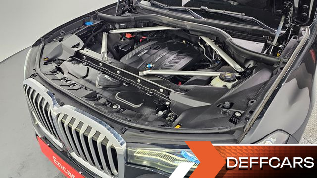 BMW X7 xDrive 30d Design Pure Excellent 6-Seater купить на сайте DeffCars