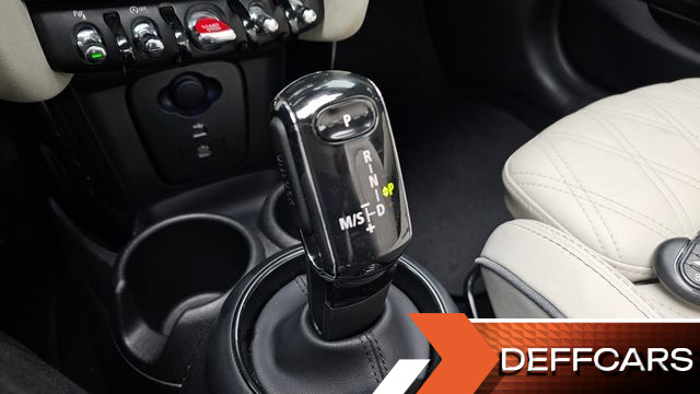 Mini COOPER CONVERTIBLE Classic Third Generation купить на сайте DeffCars