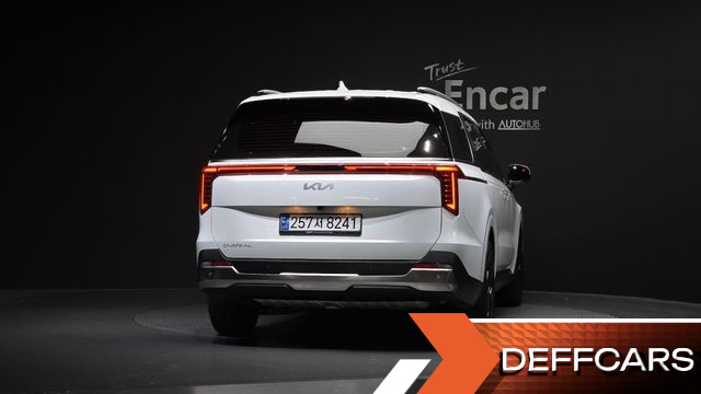 Kia CARNIVAL 7-Seater Outdoor Noblesse купить на сайте DeffCars