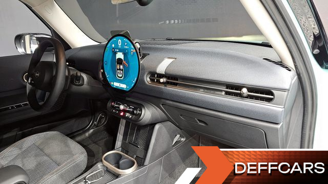Mini COOPER 5Door Essential купить на сайте DeffCars