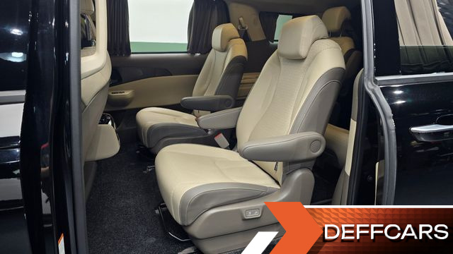 Kia CARNIVAL Gasoline 9-Seater Hi Limousine Signature купить на сайте DeffCars