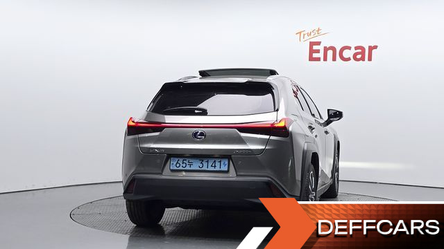 Lexus UX 2WD купить на сайте DeffCars