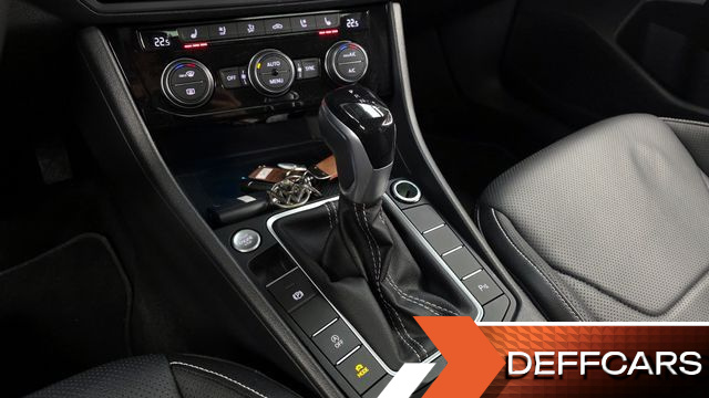 Volkswagen JETTA 1.5 TSI Prestige купить на сайте DeffCars