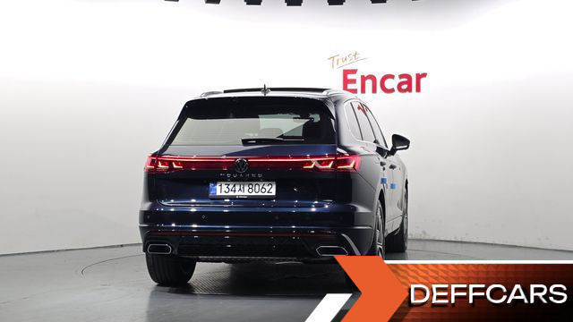 Volkswagen TOUAREG 3.0 TDI R-Line купить на сайте DeffCars