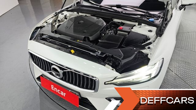 Volvo S60 T5 Inscroption купить на сайте DeffCars