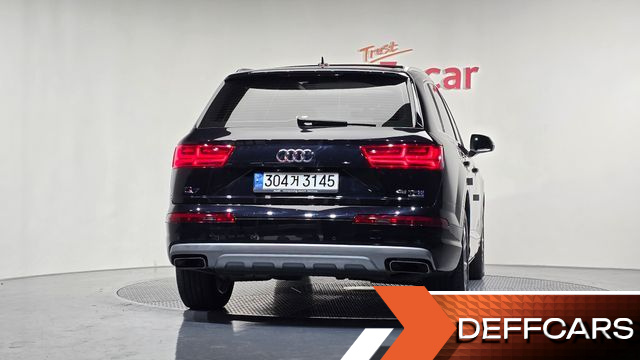 Audi Q7 45 TFSI Quattro купить на сайте DeffCars