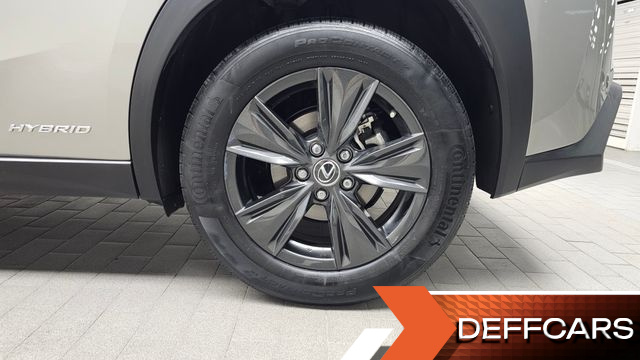 Lexus UX 2.0 2WD купить на сайте DeffCars