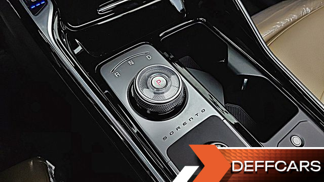 Kia SORENTO Diesel 2.2 2WD Gravity купить на сайте DeffCars