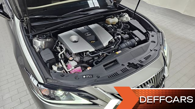 Lexus ES Luxury Plus купить на сайте DeffCars
