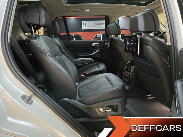 BMW X7 xDrive 30d Design Pure Excellent 6-Seater купить на сайте DeffCars