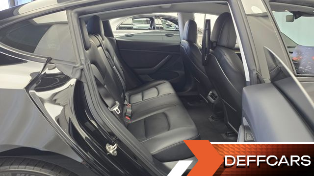 Tesla MODEL 3 Long Range AWD купить на сайте DeffCars